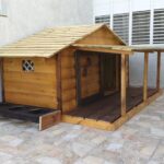 מלונה לכלב מעץ דגם שי