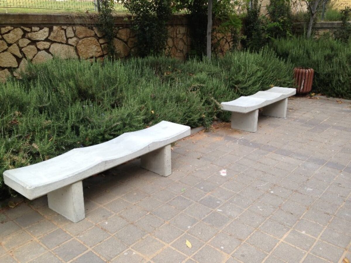 IMG_2350-Large.jpg ספסלי בטון