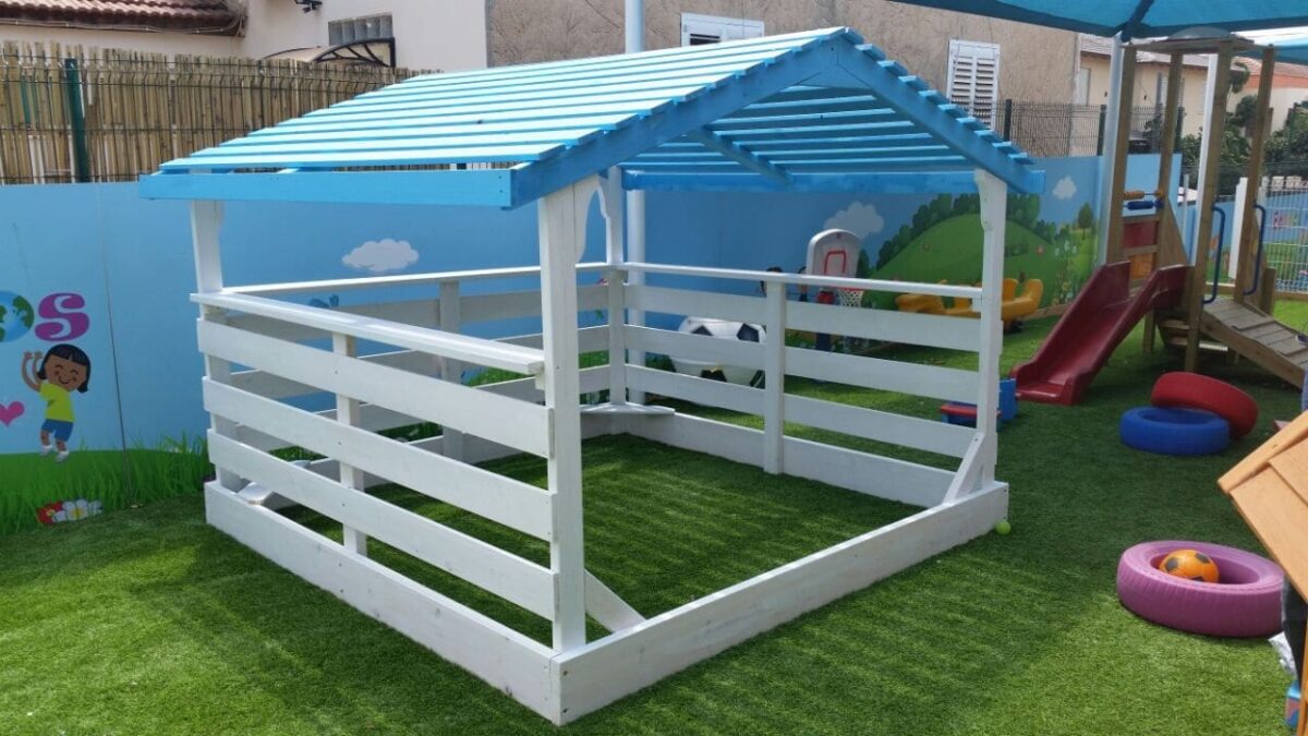 ארגז-חול-עם-פרגולה-6.jpg ארגז חול לילדים