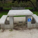 שולחן מותאם לנכים דגם 103